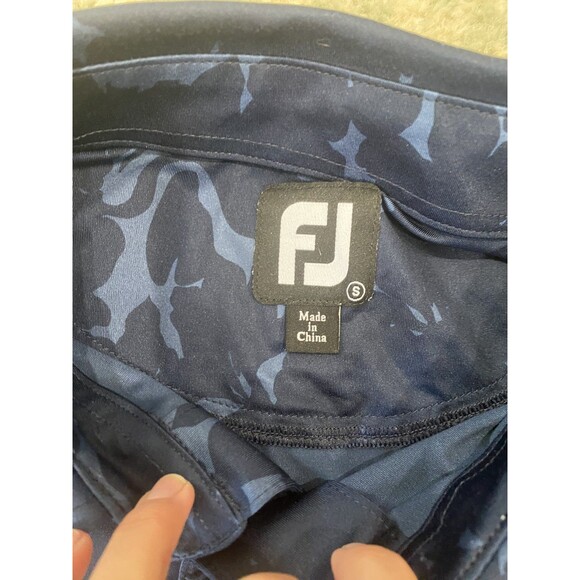 Lot of 3 - Size S - Travis Mathew Foot Joy FJ Wild Pattern Palm Tree Golf Polos - Picture 4 of 14